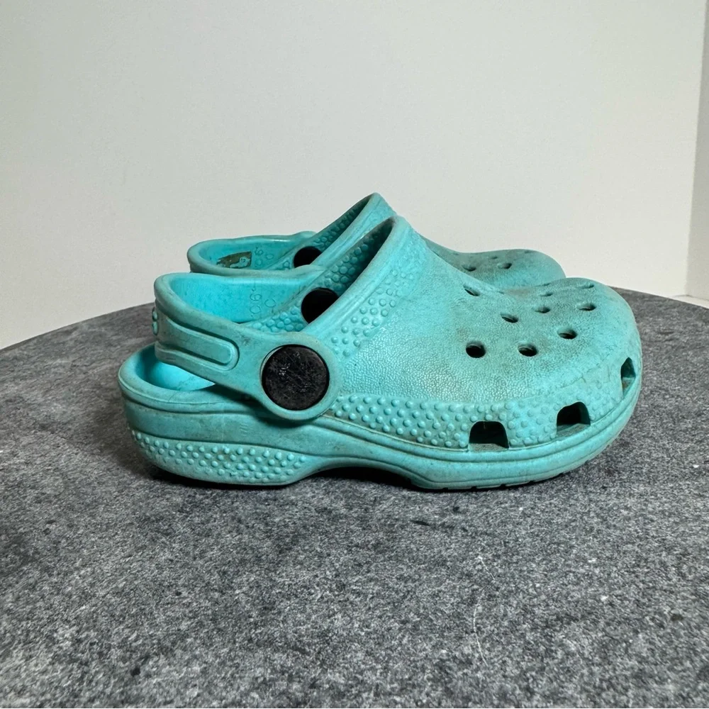 Teal Blue Crocs Rubber Clogs 6